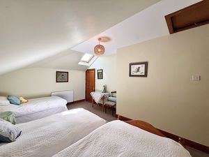 Photo 26- click for photo gallery